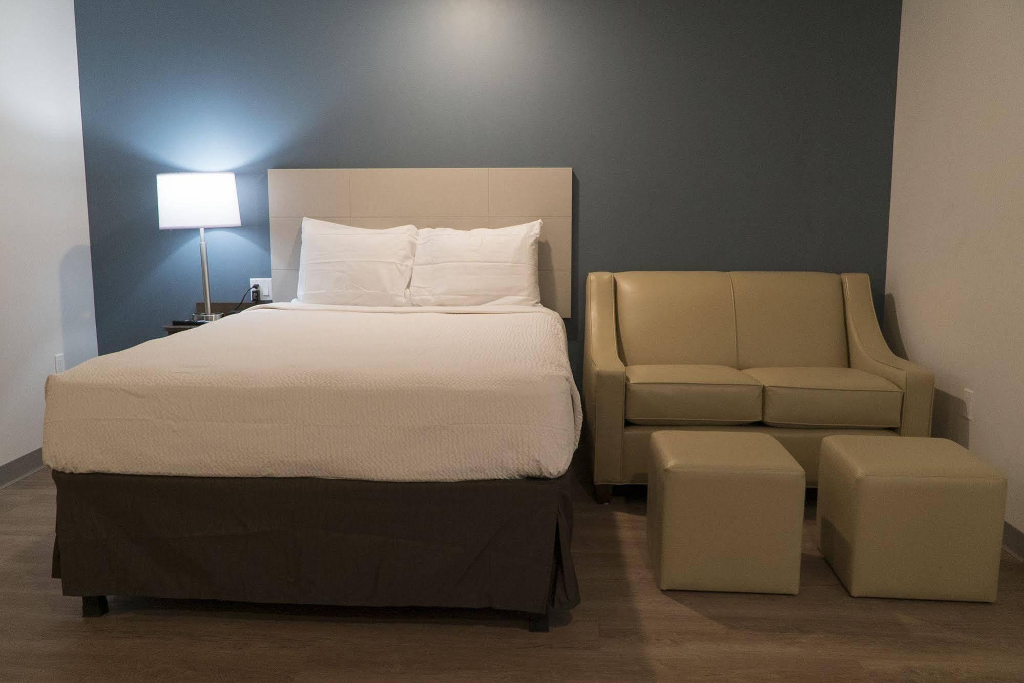 Woodspring Suites Bakersfield East Bagian luar foto