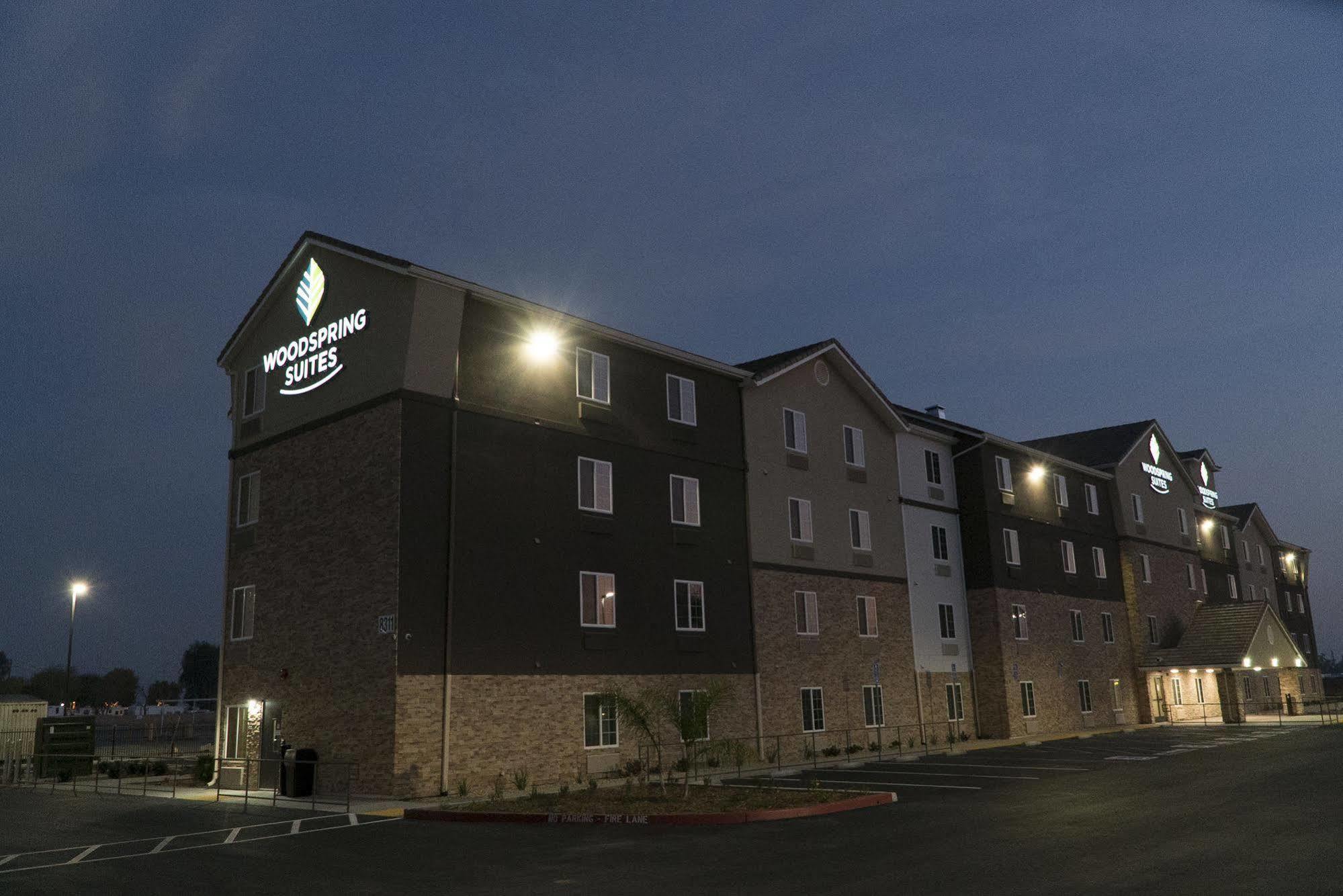 Woodspring Suites Bakersfield East Bagian luar foto
