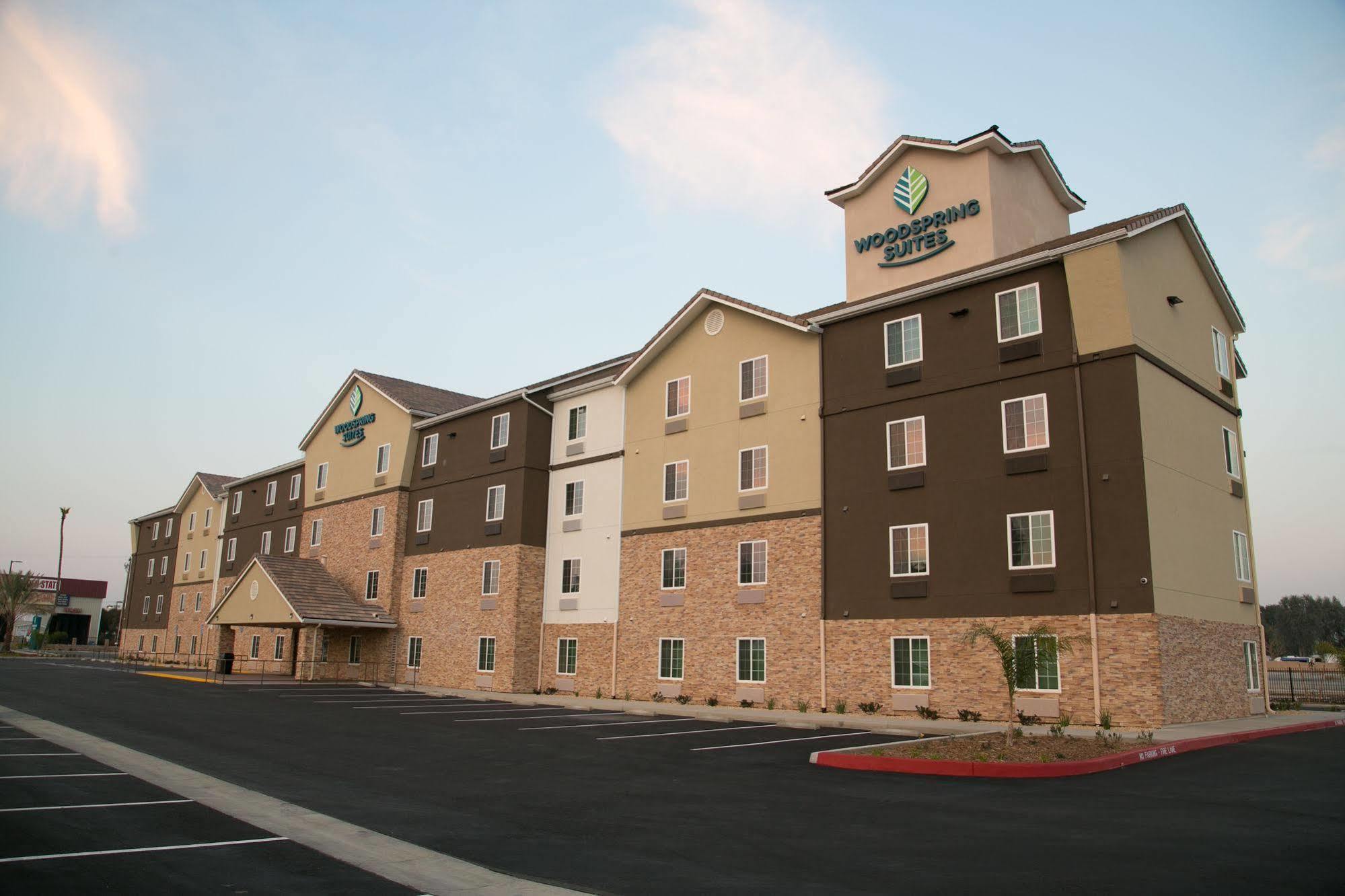 Woodspring Suites Bakersfield East Bagian luar foto
