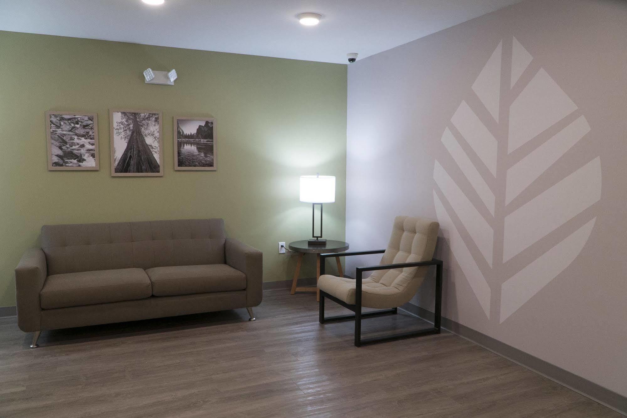 Woodspring Suites Bakersfield East Bagian luar foto