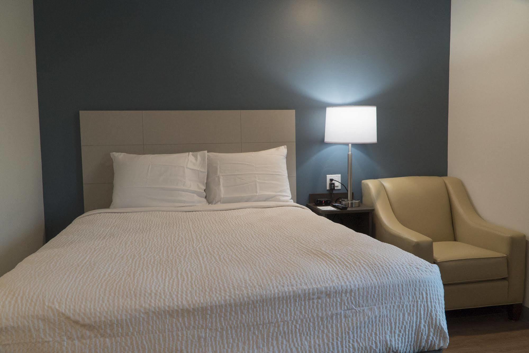 Woodspring Suites Bakersfield East Bagian luar foto