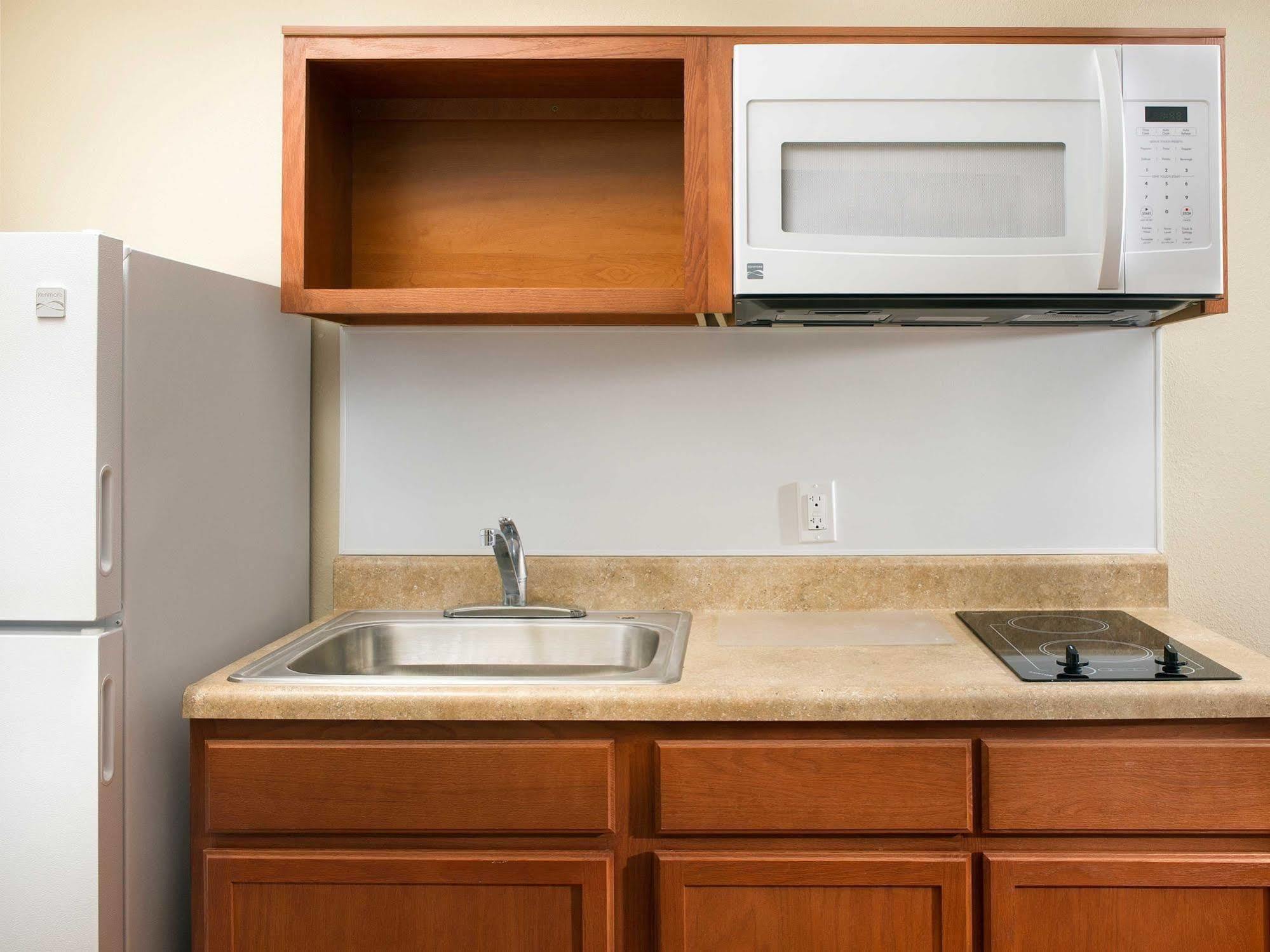 Woodspring Suites Bakersfield East Bagian luar foto